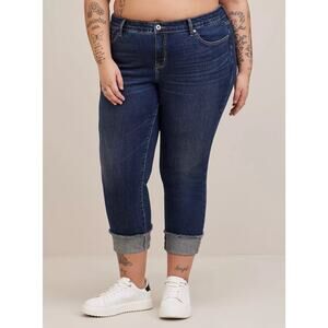 Torrid Crop Boyfriend Straight Vintage Stretch Mid-Rise Jean plus 26